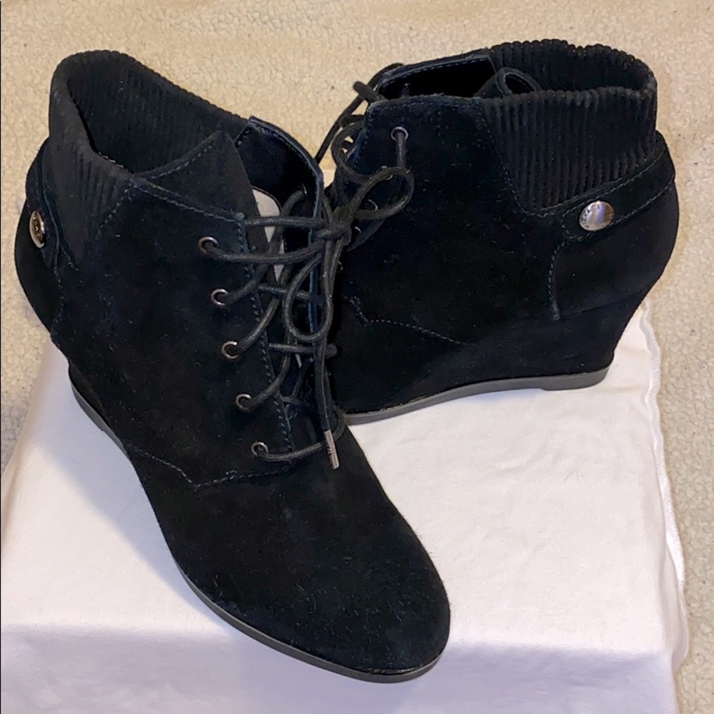 Micheal Kors booties